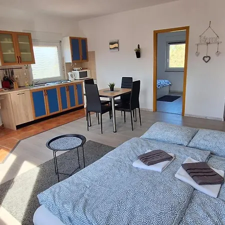 Bright & Cozy Lägenhet *