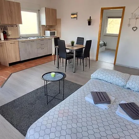 Bright & Cozy メドゥリン