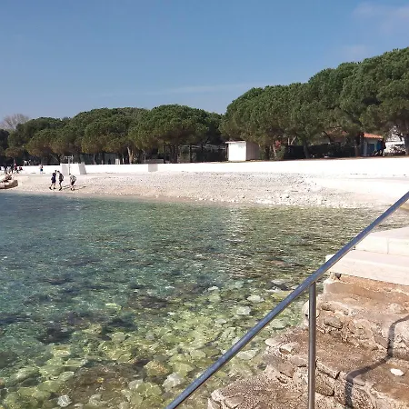 Bright & Cozy アパート メドゥリン