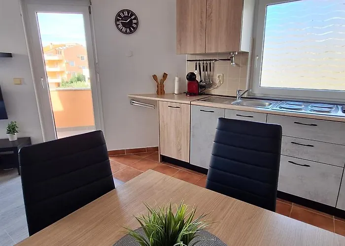 Lejlighed Bright & Cozy