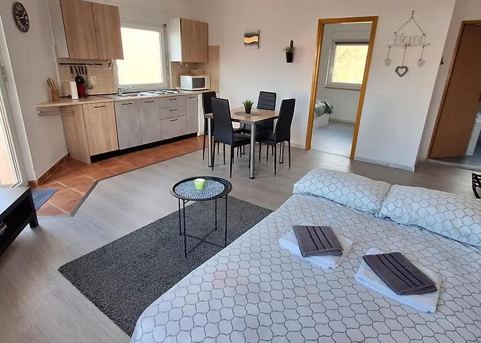 Bright & Cozy Medulin